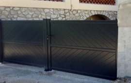 Portail battant standard